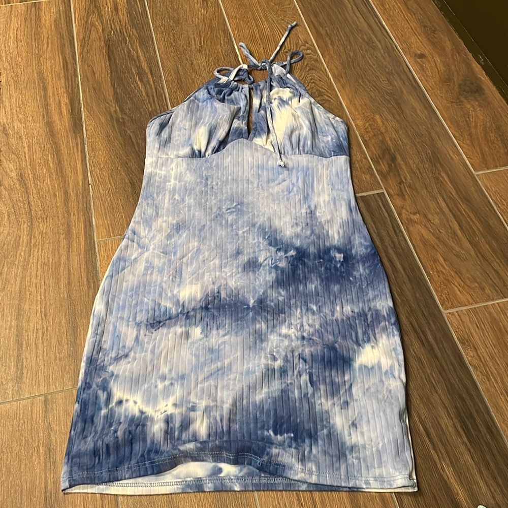 Blue tie dye boutique mini dress